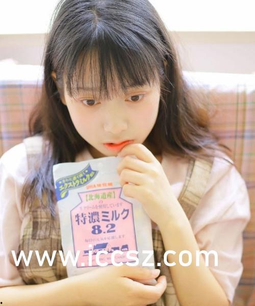 国产挤奶视频在线看,揭秘现代牧场养殖技术