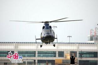 国产直升机表演视频,空中表演展翅翱翔